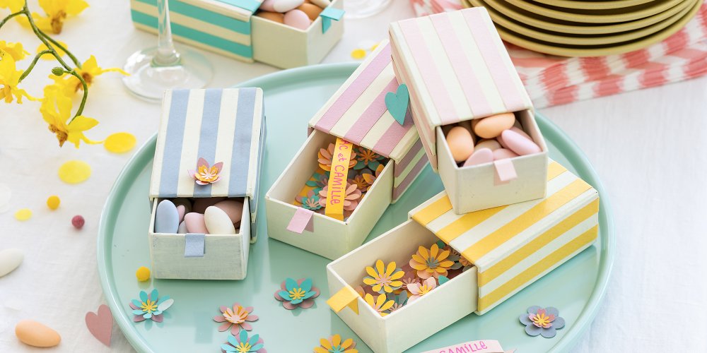 Boîtes à souvenirs ou cadeaux d’invités Cover